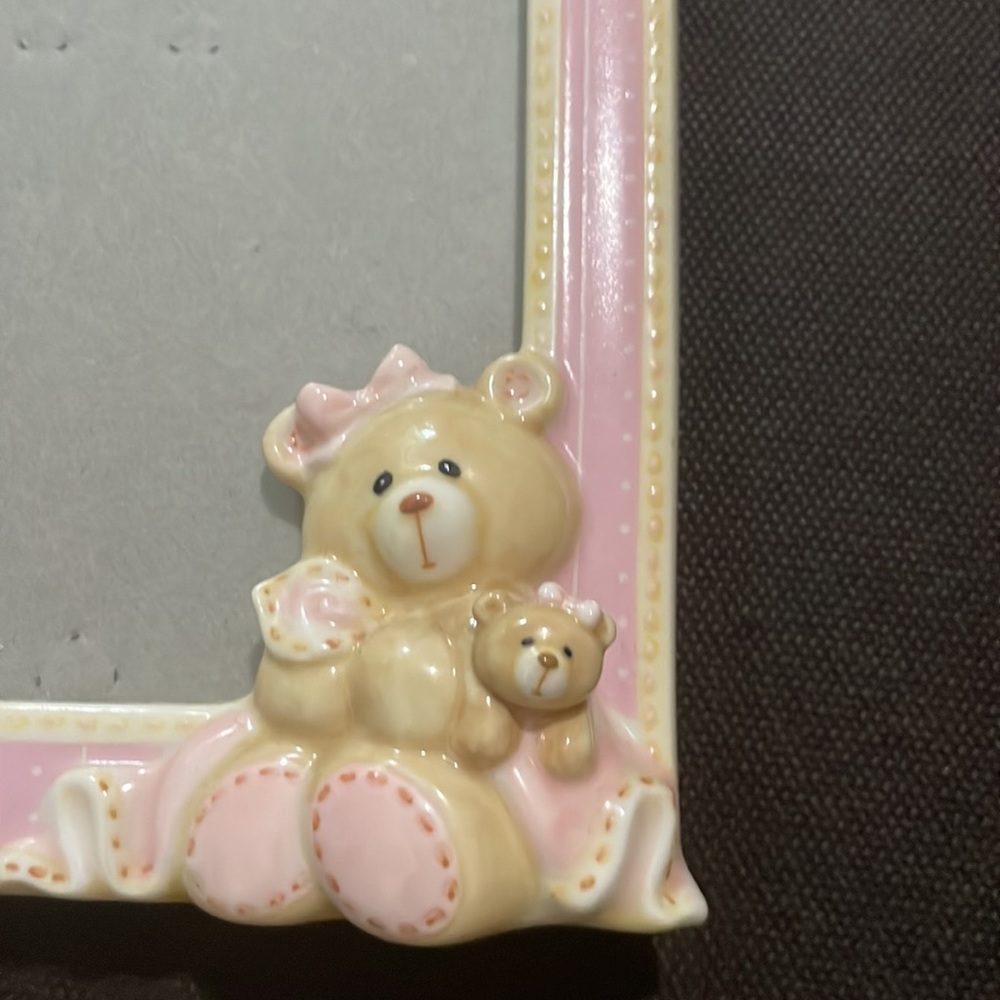 Picture frame - Picture 2 of 3